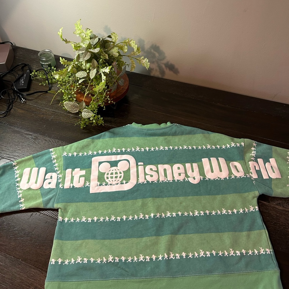 Walt Disney Green and White womens Sweatshirt